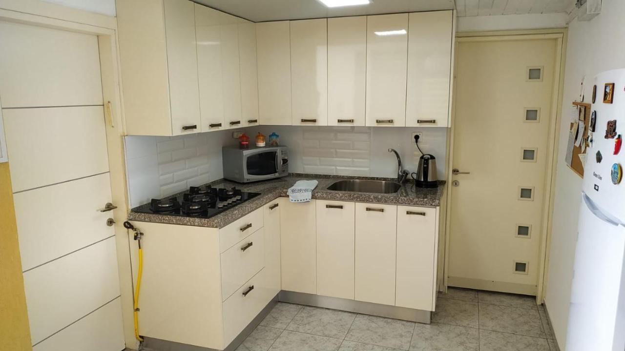 Adi Apartment Arad Bagian luar foto